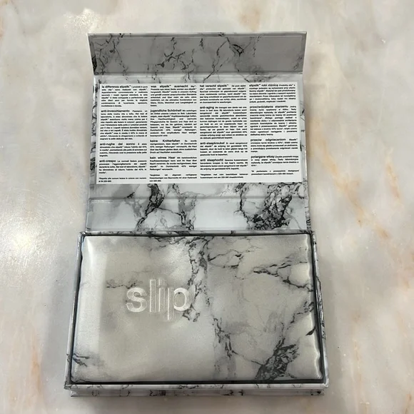 Slip Marble Queen Zippered Pillowcase - Picture 4 of 7